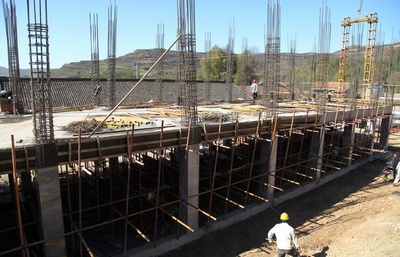 兰石化党委书记李政华深入援建项目现场检查指导建设工作